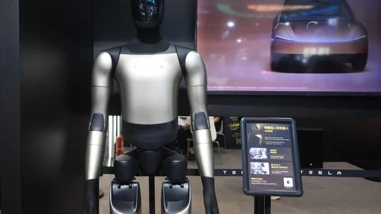 Tesla's Optimus robot push hits worker pushback and hand-assembly snags