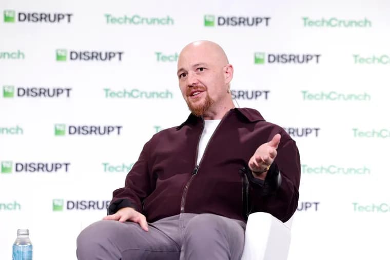 Replit CEO says it no longer works with Anthropic; insiders disagree