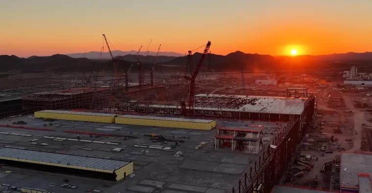 Arizona welcomed TSMC's thirsty chip fabs but is fighting new data centers